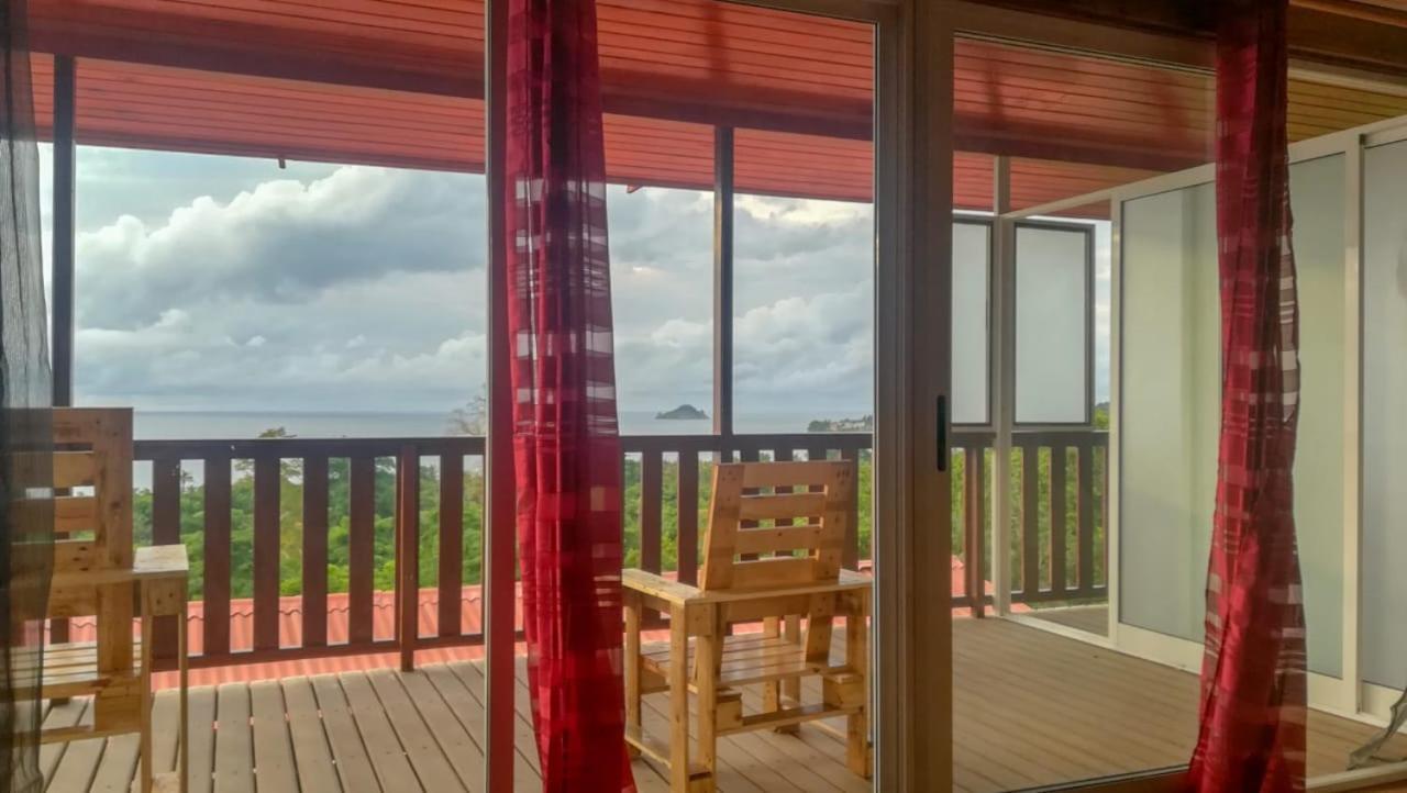 Domus Guesthouse Santana エクステリア 写真