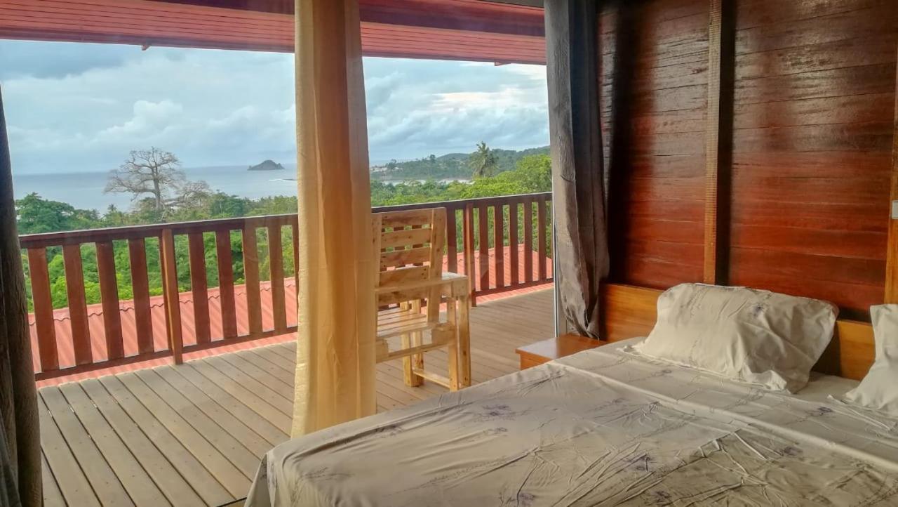 Domus Guesthouse Santana エクステリア 写真